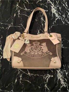 NWT 👑 Juicy Couture Daydreamer Dusty Blush Scottie Tote Bag